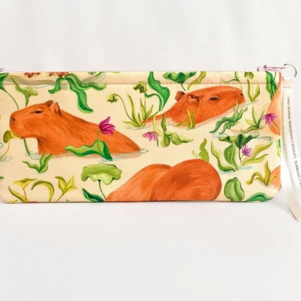 Cartuchera - Esteros y Chigüiros, Paisaje Vivo Crema - Pequeño