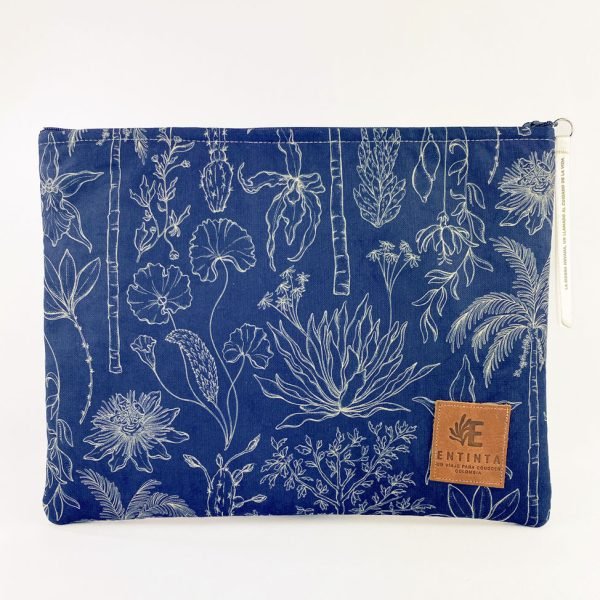 Estuche - Vegetación de La Sierra, heterogénea, relacional y vital - Noche