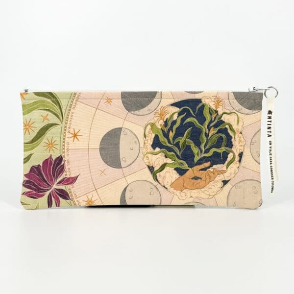 Cartuchera - El Mundo Celeste, manifestación cíclica de la naturaleza - Día - Mediano