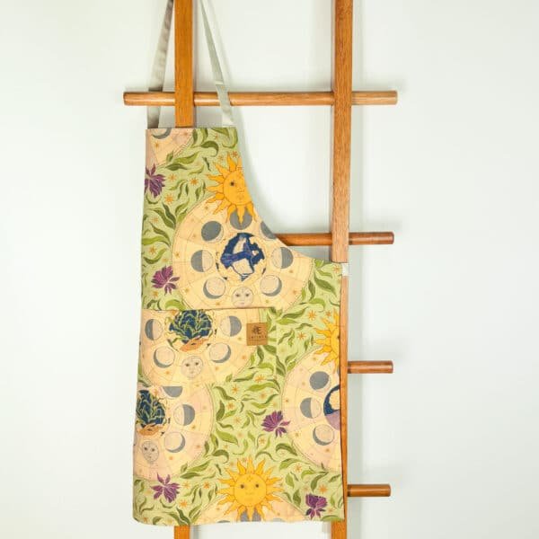 Delantal - El Mundo Celeste, manifestación cíclica de la naturaleza - Día