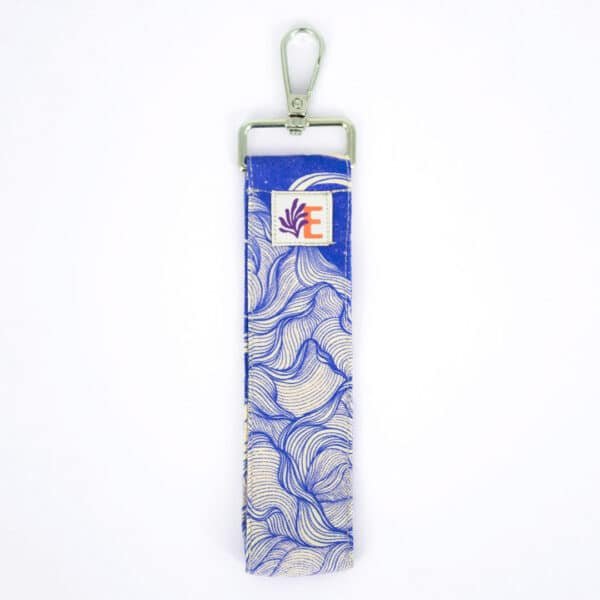 Llavero - El Fluir natural del Agua, movimiento cíclico y vital - Noche